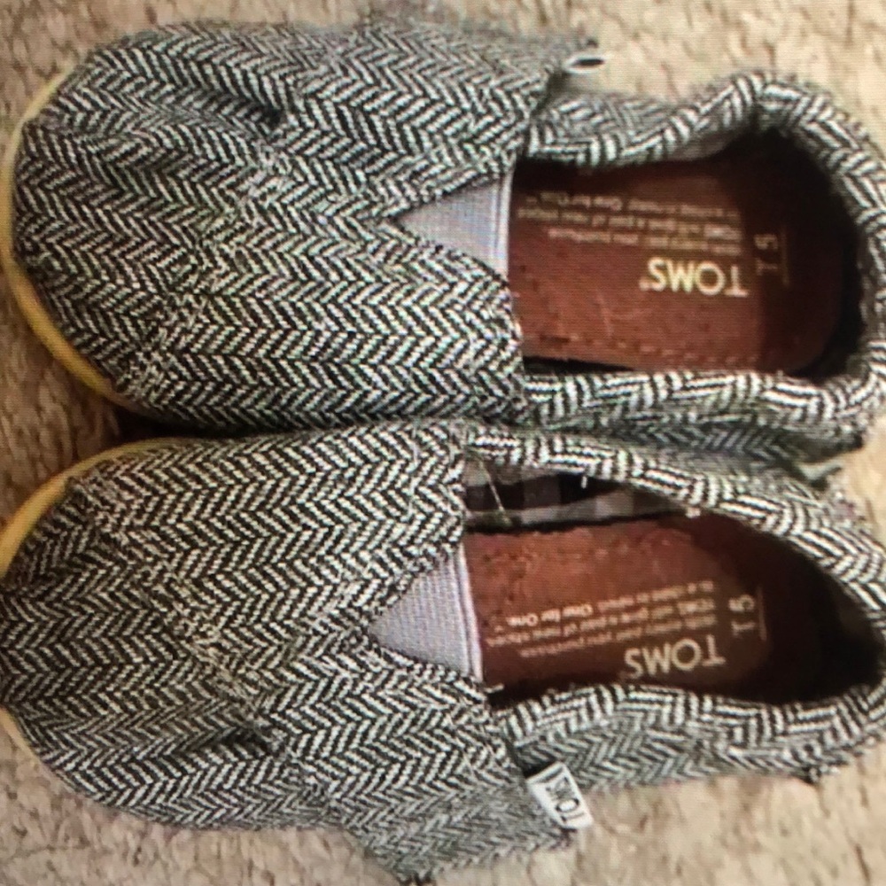 Little Girls Gray tweed Toms shoes